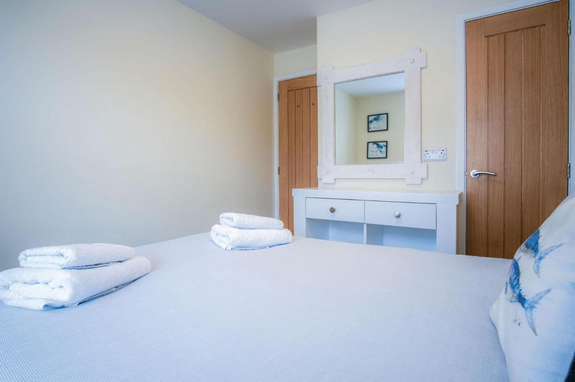 Dolphin - 2 Bedroom -